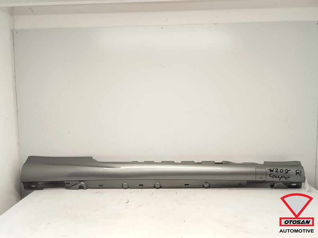 Mercedes E Coupe W207 AMG Side Skirt Rechts A2076901840, Gebruikt, Mercedes-Benz AG, Mercedes-Benz, Rechts