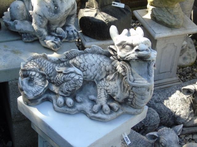 Standbeeld van een draak in platte steen, geweldige keuze!!, Ophalen, Nieuw, Steen, Dierenbeeld