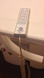 Elektrische behandelstoel voor schoonheidsspecialiste