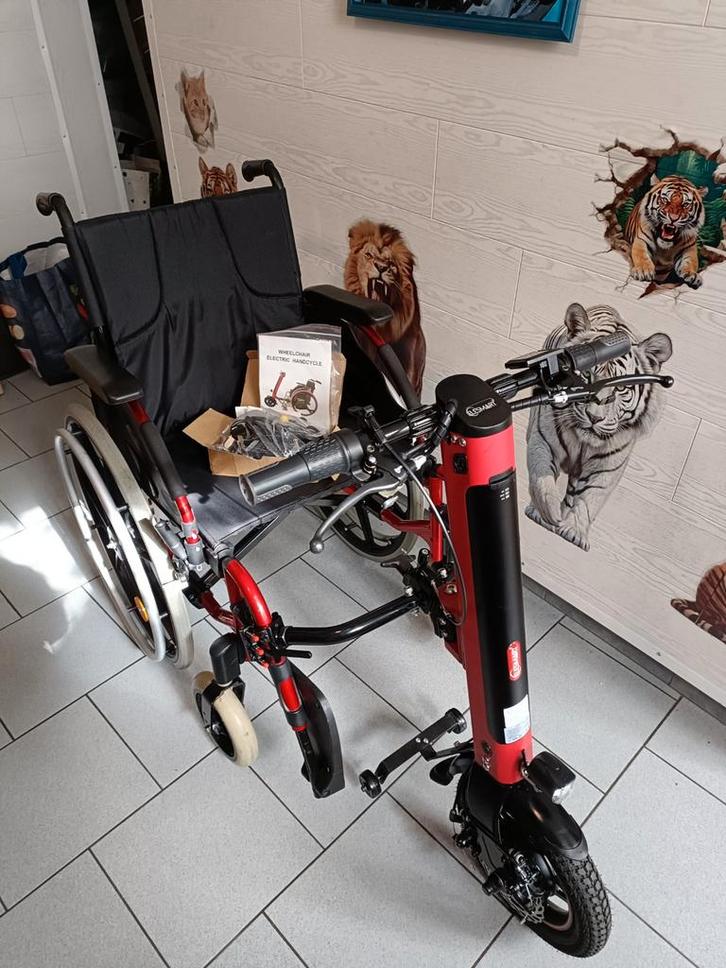 Troisième roue électrique pour chaise roulante toute NEUVE, Divers, Chaises roulantes, Enlèvement