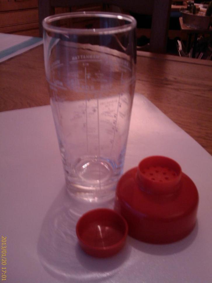 Shaker en verre., Huis en Inrichting, Keuken | Servies, Nieuw, Glas, Ophalen