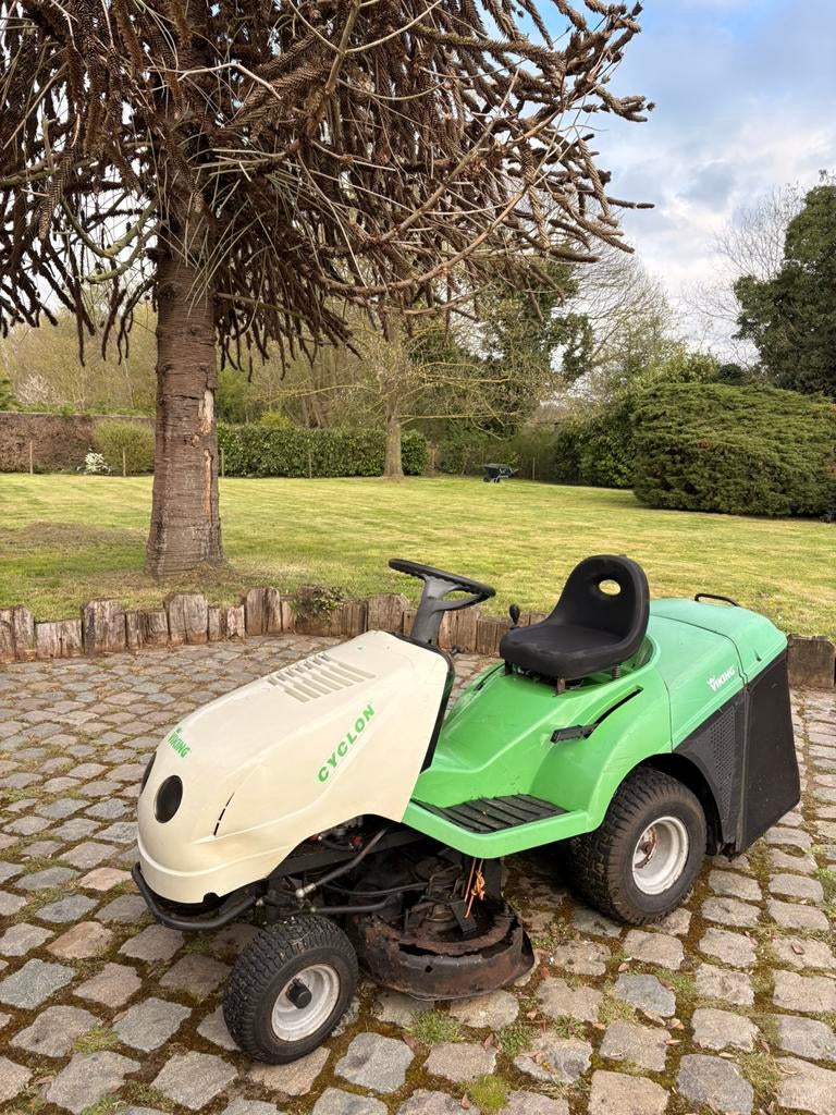 Zitmaaier Viking, Tuin en Terras, Zitmaaiers, Ophalen, Zo goed als nieuw