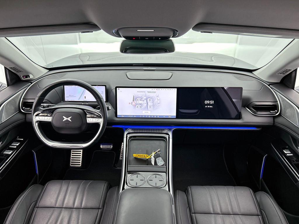 XPENG G9 93KWH Performance AWD, Auto's, XPENG, Automaat, Stof, Gebruikt, 2395 kg