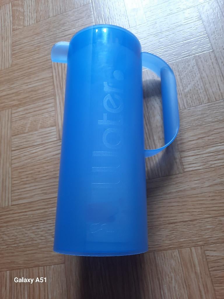 nieuwe pvc water karaf met deksel, Maison & Meubles, Cuisine| Tupperware, Enlèvement ou Envoi, Neuf
