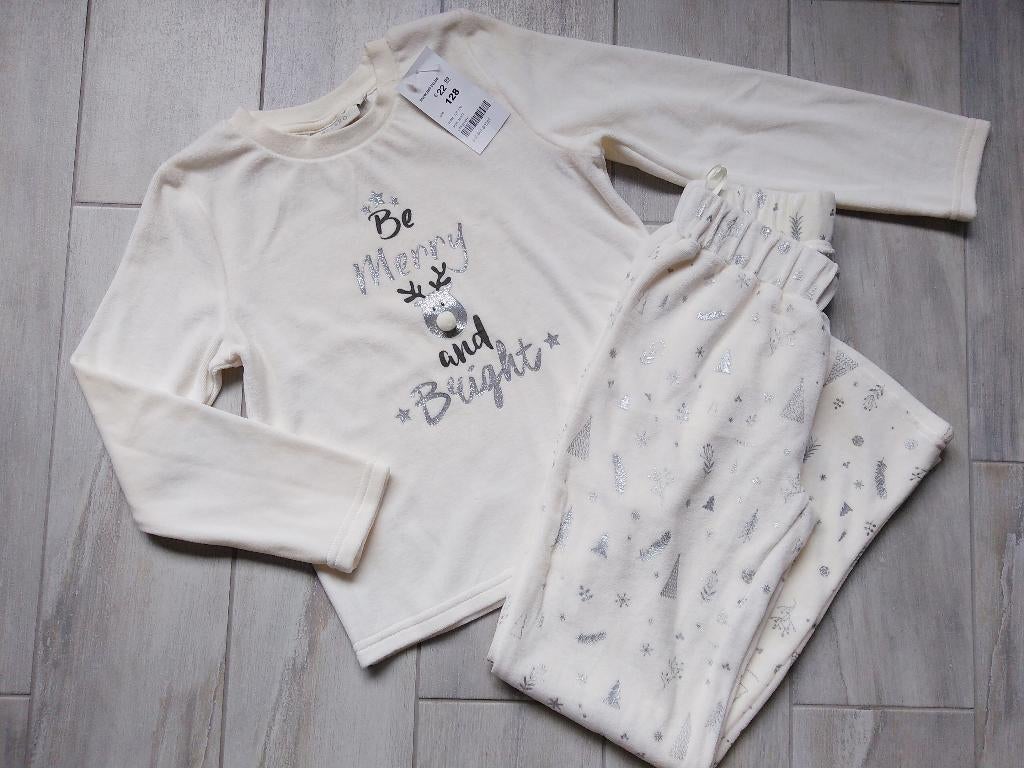 ✿ M128 - Nieuwe Kerstpyjama in velours, Kinderen en Baby's, Kinderkleding | Maat 128, Ophalen of Verzenden, Nieuw, Meisje, Nacht- of Onderkleding