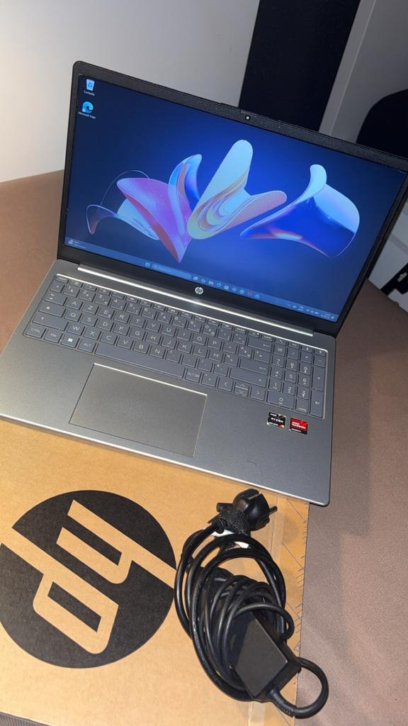 Pc portable HP 15,6” FHD – Ryzen 5 +boite + Facture, Enlèvement, Comme neuf, Azerty, SSD