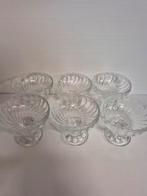 6 Vintage ijscoupes, Ophalen