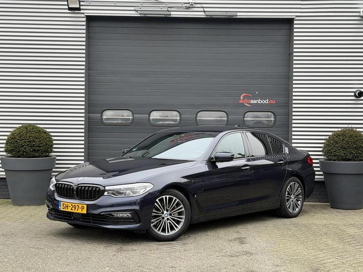 BMW 5-serie 530e iPerformance High Executive | Head-Up Displ, Auto's, BMW, Bedrijf, Te koop, 5 Reeks, 360° camera, ABS, Achteruitrijcamera