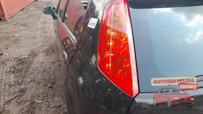 Achterlicht links van een Fiat Punto Grande, Auto-onderdelen, Verlichting, Fiat, Gebruikt, 3 maanden garantie, Ophalen of Verzenden