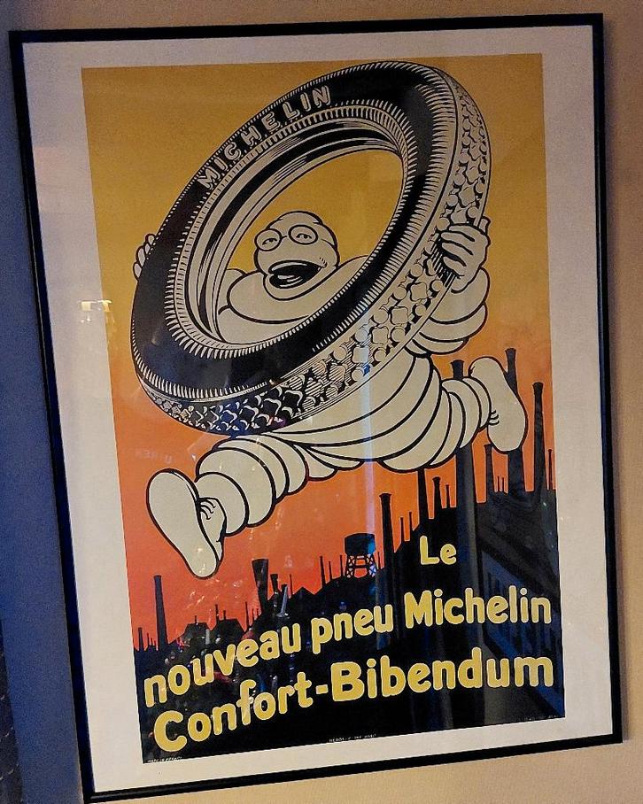 Michelin poster in kader, Huis en Inrichting, Woonaccessoires | Lijsten, Zo goed als nieuw, 75 cm of meer, 50 tot 75 cm, Kunststof