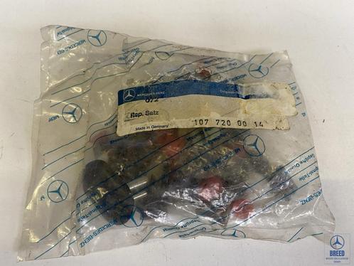 NOS reparatieset deuraanbouwdelen voor Mercedes-Benz R107 C1, Auto-onderdelen, Carrosserie, Deur, Mercedes-Benz, Nieuw, Ophalen of Verzenden
