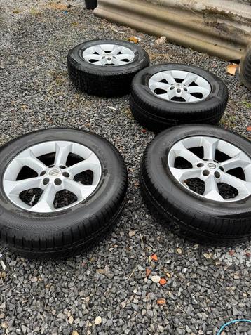 4x Originele Velgen + Banden Nissan Navara – 255/65 R17 H beschikbaar voor biedingen