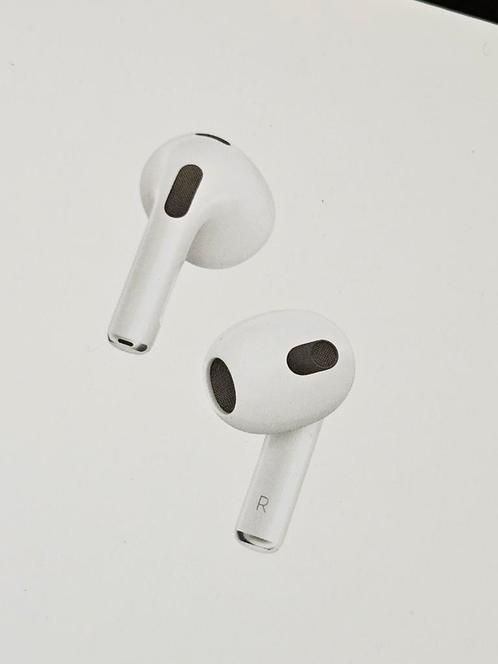 Apple Airpods 3 gloednieuw, Telecommunicatie, Mobiele telefoons | Oordopjes, Nieuw, In oorschelp (earbud), Bluetooth, Ophalen of Verzenden