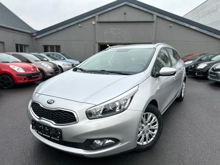 Kia Ceed SW 1.6CRDi | Airco | Cruise | Keuring + Carpass |, Auto's, Kia, Bedrijf, (Pro) Cee d, Airbags, Airconditioning, Bluetooth