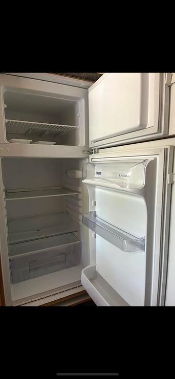 Frigo - congelateur encastrable ZANUSSI, Electroménager, Classe énergétique A ou plus économe, 120 à 140 cm, Enlèvement, Utilisé