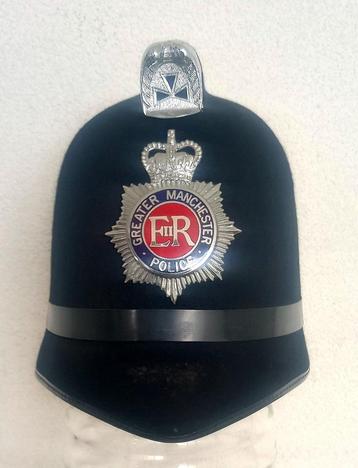 Greater Manchester politiehelm (1952-2022) beschikbaar voor biedingen