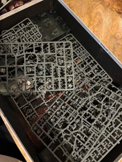 Warhammer 40k - Dark Angels + Sororitas + Custodes + Silence, Hobby en Vrije tijd, Wargaming, Zo goed als nieuw, Warhammer, Figuurtje(s)