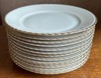 Vintage Borden, schotels, schotel en kopjes met gouden rand, Huis en Inrichting, Keuken | Servies, Ophalen, Zo goed als nieuw