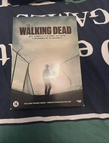 Dvd seizoen 4 walking dead beschikbaar voor biedingen