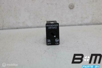 Airbag schakelaar VW Golf 8 R 5Q0919237 beschikbaar voor biedingen