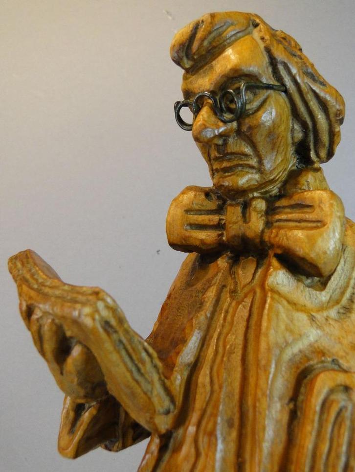 Booklover / boekenworm / boekverkoper / boekenlezer /poëet /, Antiek en Kunst, Kunst | Beelden en Houtsnijwerken, Ophalen of Verzenden