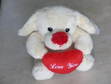 Een zacht knuffel hondje Love you, NIEUW beschikbaar voor biedingen