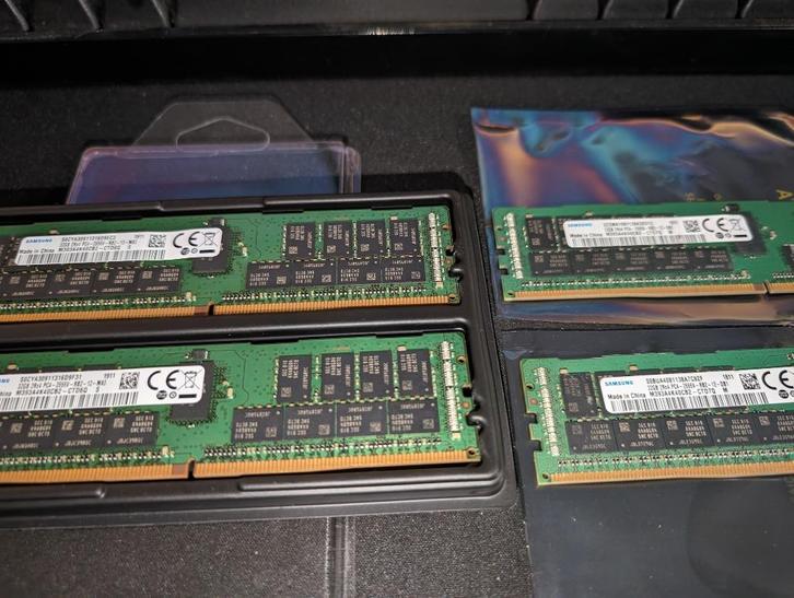 128Go(4x32Go) Mémoire RAM DDR4 ECC RDIMM M393A4K40CB2-CTD, Computers en Software, RAM geheugen, Nieuw, Server, 128 GB, DDR4, Ophalen of Verzenden