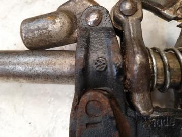 VW oldtimer krik origineel en compleet beschikbaar voor biedingen
