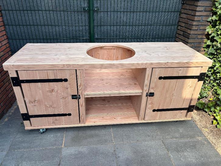 Uniek meubel voor kamado, BBQ van douglashout of steigerhout, Tuin en Terras, Buitenkeukens, Nieuw, Houtskool, Ophalen
