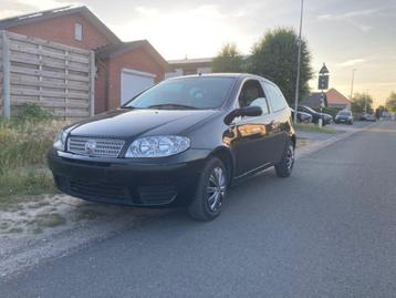 punto 1200 benzine wordt gekeurd voor verk euro 4, 1242 cm³, Achat, 3 places, Boîte manuelle