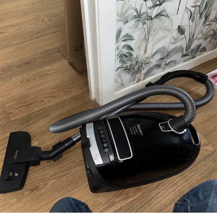 Miele C3 Stofzuiger Aspirateur, Electroménager, Aspirateurs, Utilisé, Aspirateur, 2000 watts ou plus, Sac à poussière, Enlèvement ou Envoi