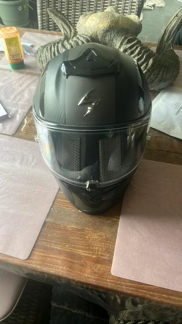 scorpion exo-r1 carbon beschikbaar voor biedingen