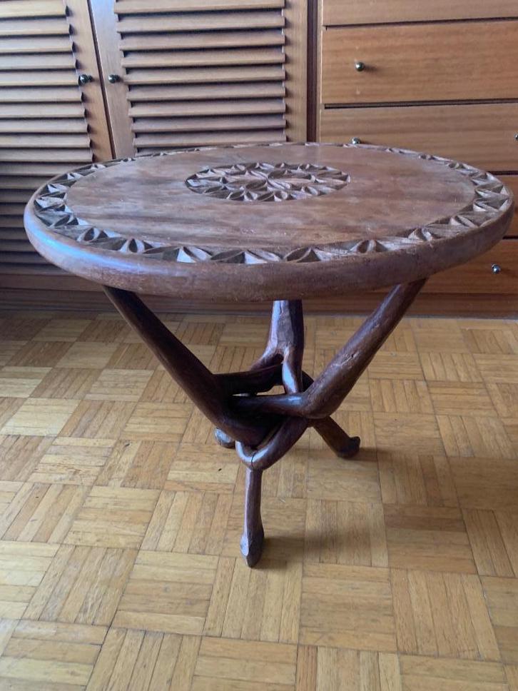 Table en bois unique, Antiquités & Art, Antiquités | Meubles | Tables, Enlèvement