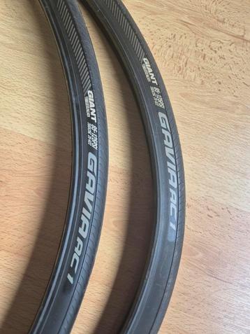 Fietsband racefiets 25mm giant gavia ac1 beschikbaar voor biedingen