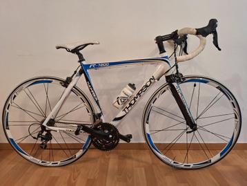 THOMPSON R7200 Racefiets AMPER GEBRUIKT met Full Shimano beschikbaar voor biedingen