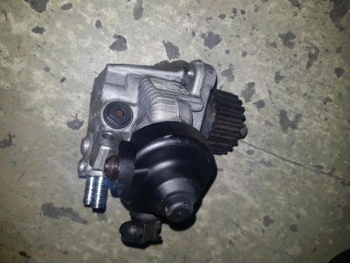 Dieselpomp Volkswagen Golf VI 2.0 TDI 16V 2009, Auto-onderdelen, Motor en Toebehoren, Volkswagen, Gebruikt, Ophalen