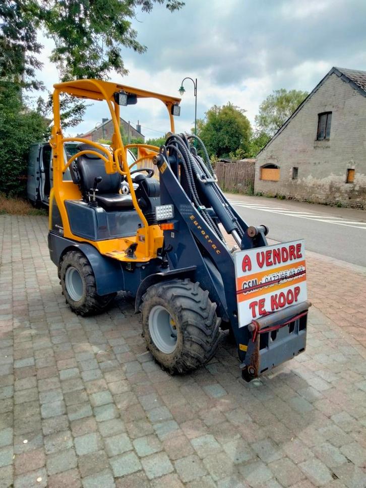 TE KOOP KNIKLADER EUROTRAC BOUWJ 2019, PRIJS €14000 + TVA, Zakelijke goederen, Machines en Bouw | Kranen en Graafmachines, Ophalen