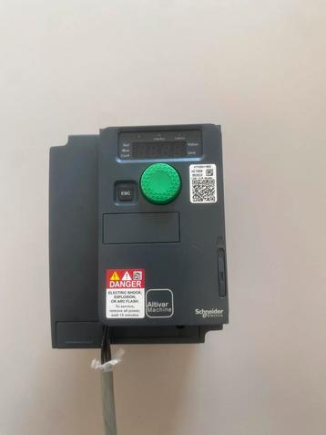 Ferqentieregelaar Schneider Altivar 320 beschikbaar voor biedingen