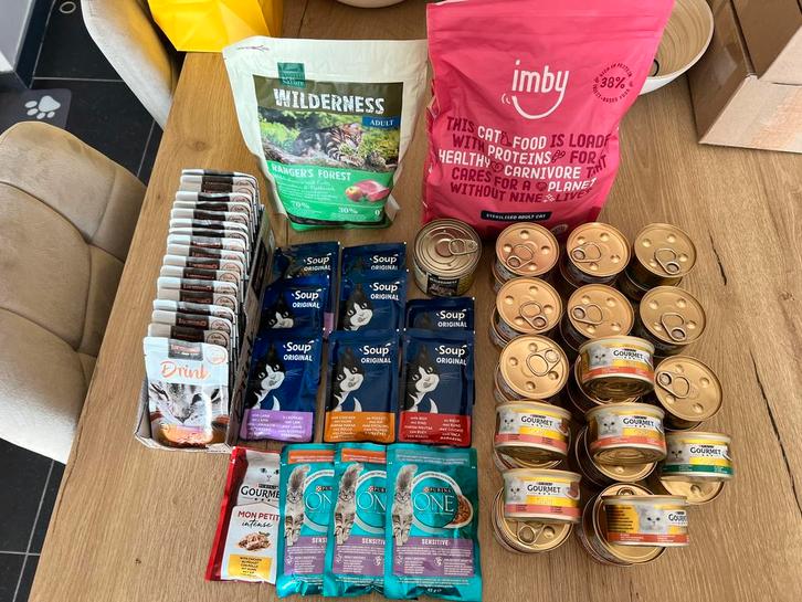 Allerlei katteneten, Dieren en Toebehoren, Dierenvoeding, Kat, Ophalen of Verzenden