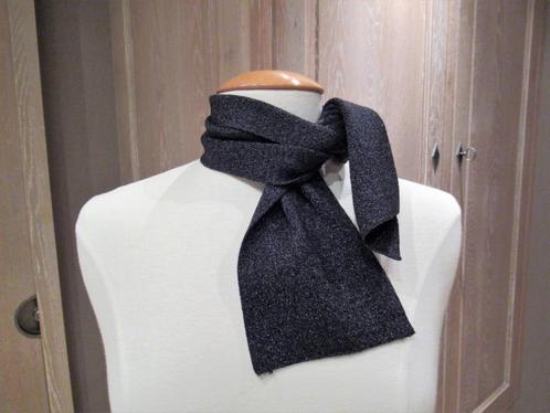 Nieuw InWear sjaaltje in zwart lurexgaren, Kleding | Dames, Mutsen, Sjaals en Handschoenen, Nieuw, Sjaal, Verzenden