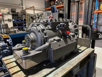 Voith 864-5 vol automatische versnellingsbak beschikbaar voor biedingen