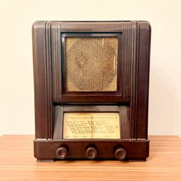 ART DECO BUIZENRADIO TELEFUNKEN VIRTUOS 1936 VINTAGE RADIO beschikbaar voor biedingen