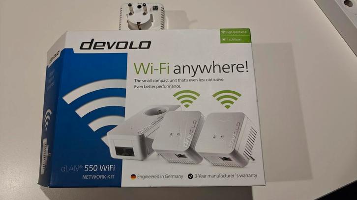 Devolo dLAN 550 WiFi Network Kit, Computers en Software, Netwerk switches, Ophalen of Verzenden
