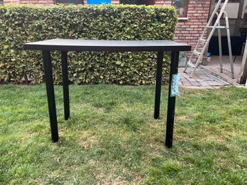 Tafel ikea beschikbaar voor biedingen