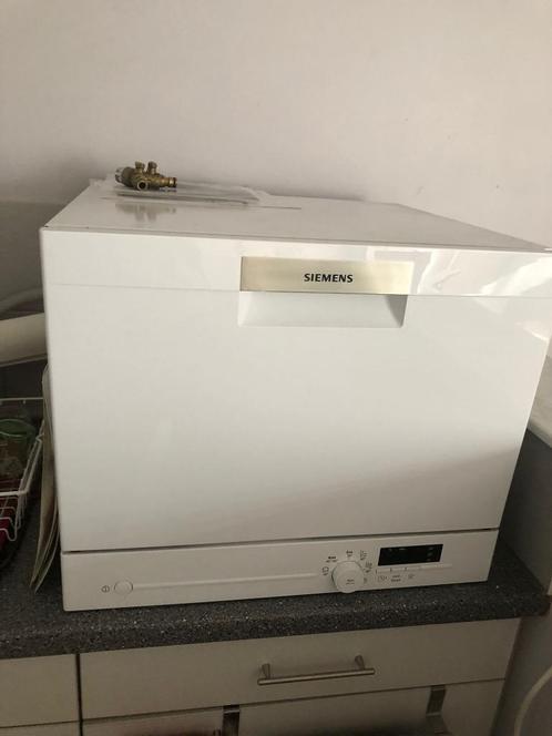 Siemens vaatwasser 6 bestekken, Elektronische apparatuur, Vaatwasmachines, Zo goed als nieuw, Vrijstaand, Minder dan 85 cm, 45 tot 60 cm