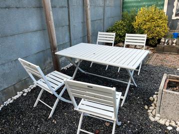 Tuin terras meubel tafel met stoelen beschikbaar voor biedingen