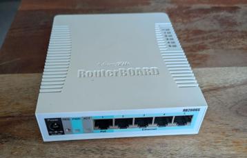 Mikrotik RB260GS Gigabit Ethernet (10/100/1000) Power over E beschikbaar voor biedingen