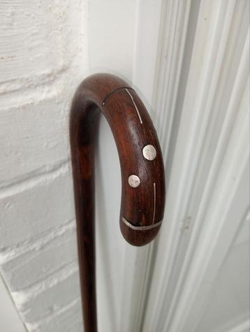 Met zilver ingelegde wandelstok  beschikbaar voor biedingen