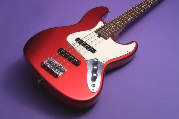 Moon JB-4 Classic – Candy Apple Red (Made in Japan), Muziek en Instrumenten, Snaarinstrumenten | Gitaren | Bas, Nieuw, Elektrisch