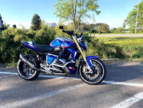BMW R1250R - Racing Blue, Motoren, Motoren | BMW, Particulier, Sport, meer dan 35 kW, 2 cilinders, Ophalen